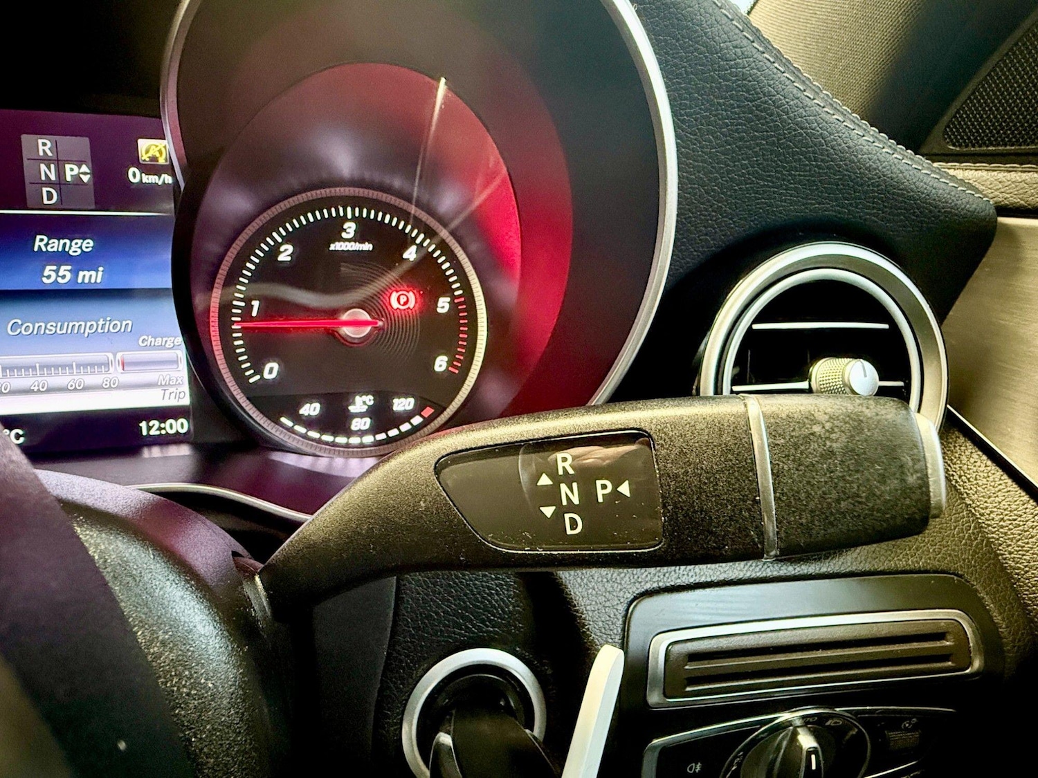 Used Mercedes-Benz C Class 2015 for sale - 76839301: Photo 26