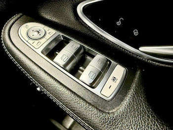 Used Mercedes-Benz C Class 2015 for sale - 76839301: Photo