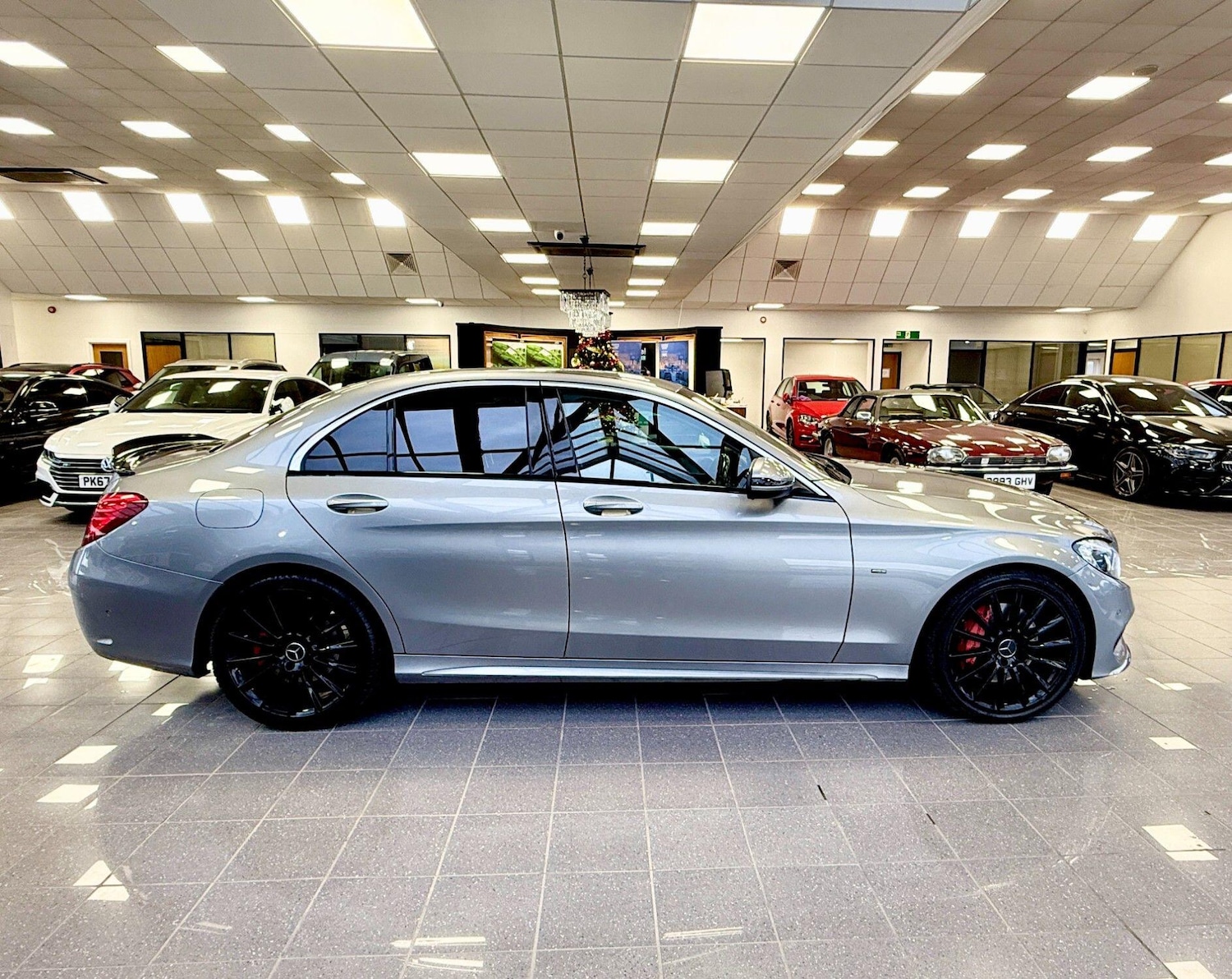 Used Mercedes-Benz C Class 2015 for sale - 76839301: Photo 5