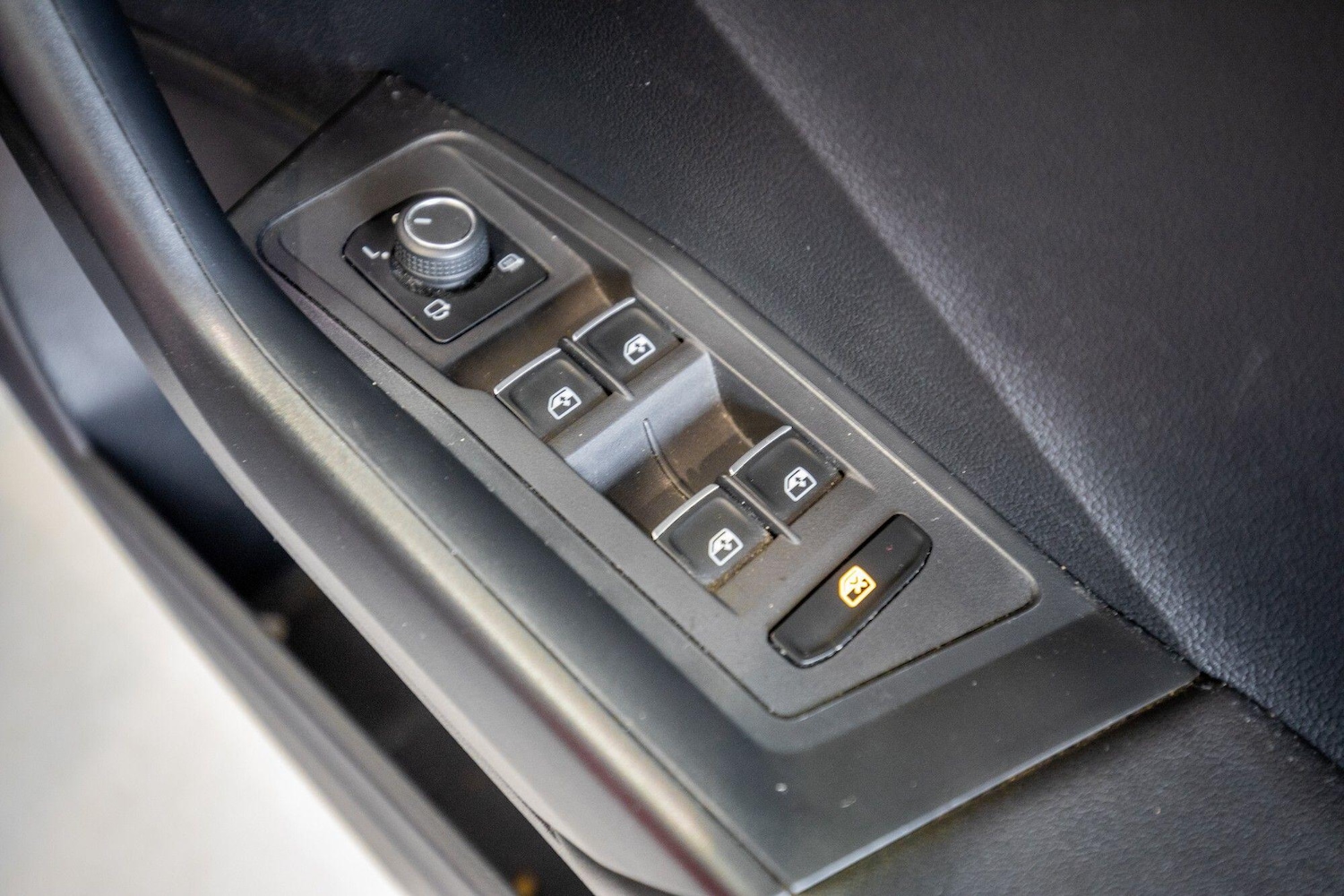 Used Volkswagen T-Roc 2019 for sale - 76839656: Photo 14