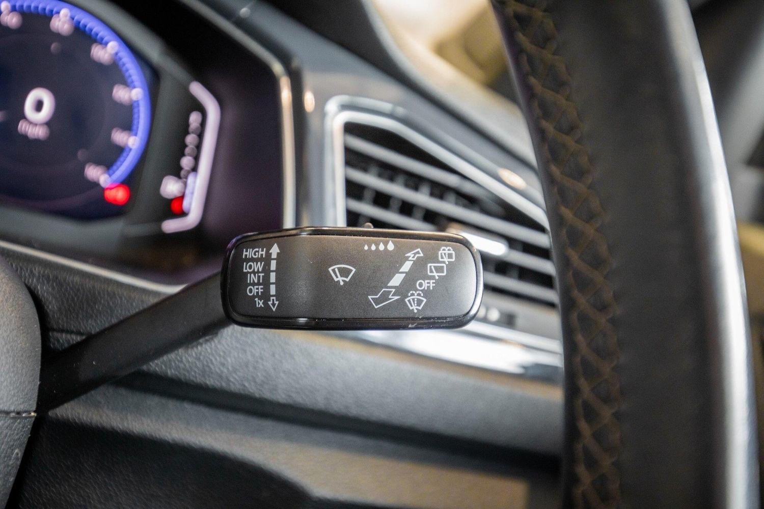 Used Volkswagen T-Roc 2019 for sale - 76839656: Photo 21