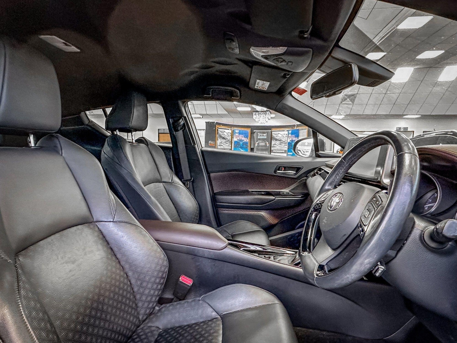 Used Toyota C-HR 2018 for sale - 77658092: Photo 14