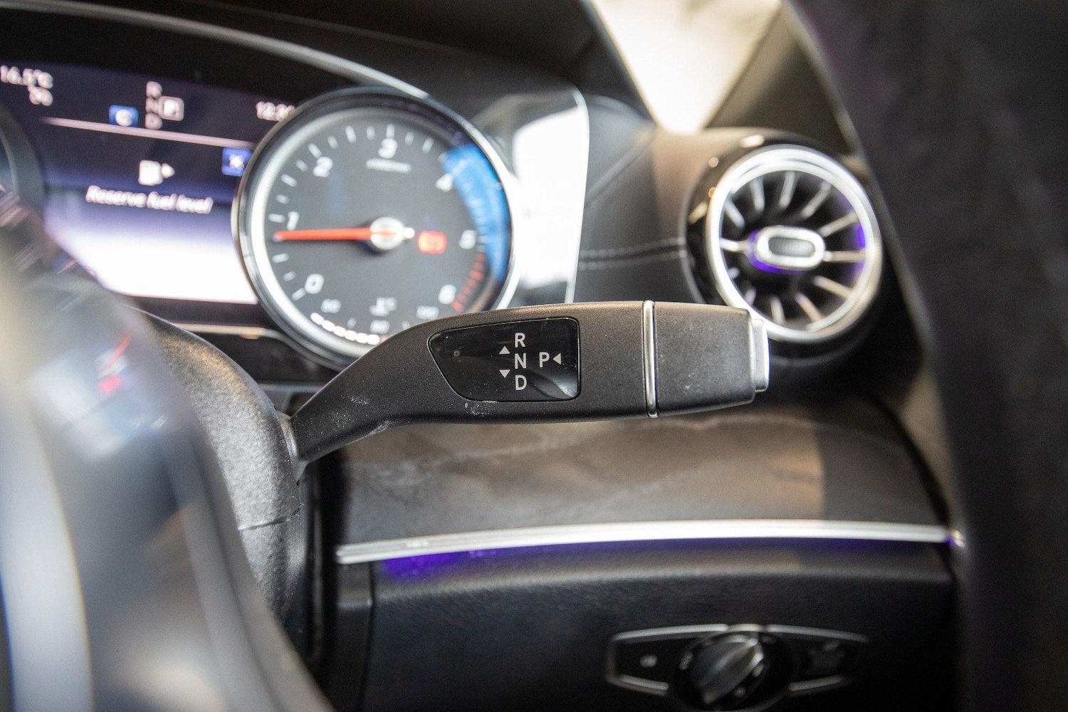 Used Mercedes-Benz E Class 2018 for sale - 76839897: Photo 31