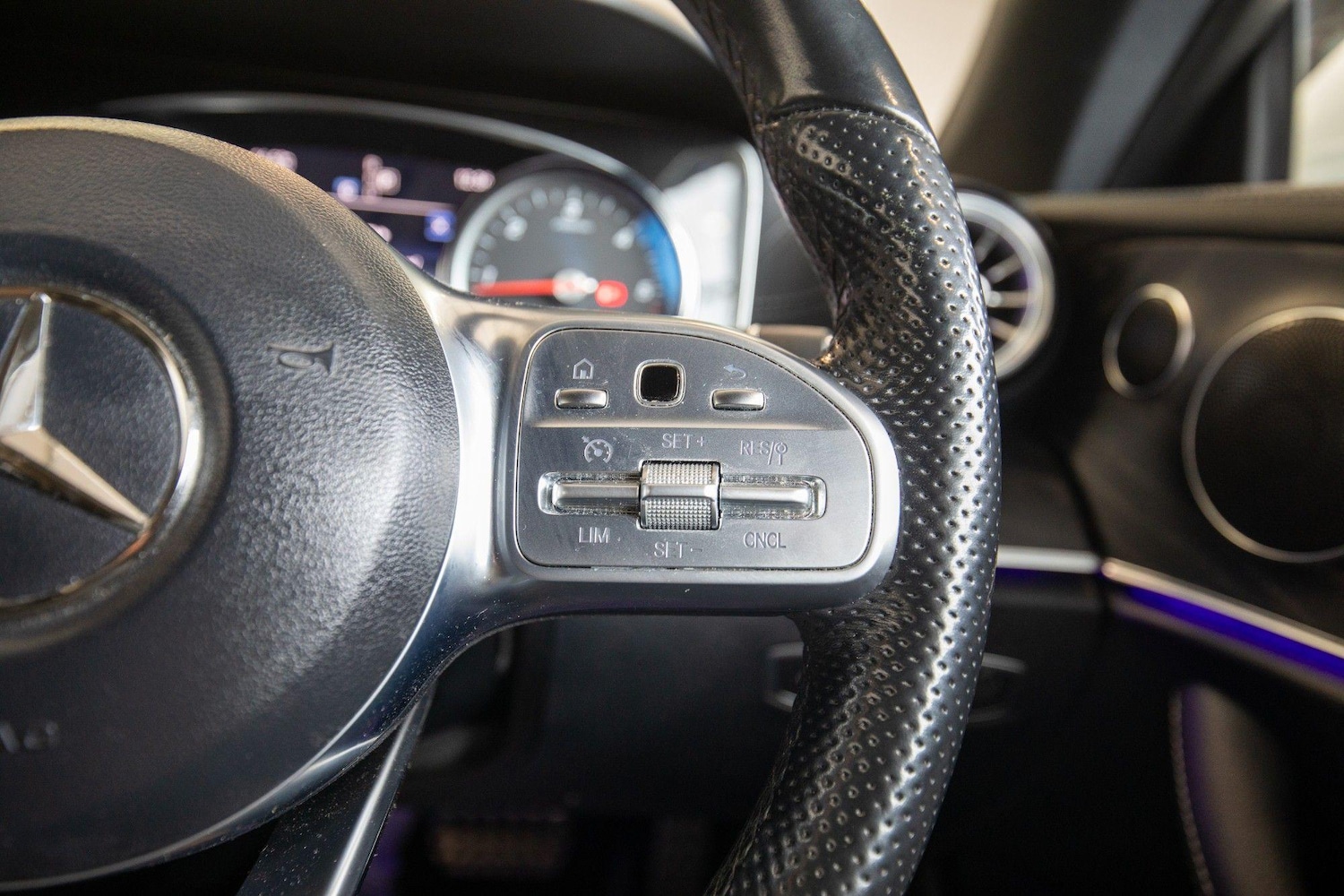 Used Mercedes-Benz E Class 2018 for sale - 76839897: Photo 33