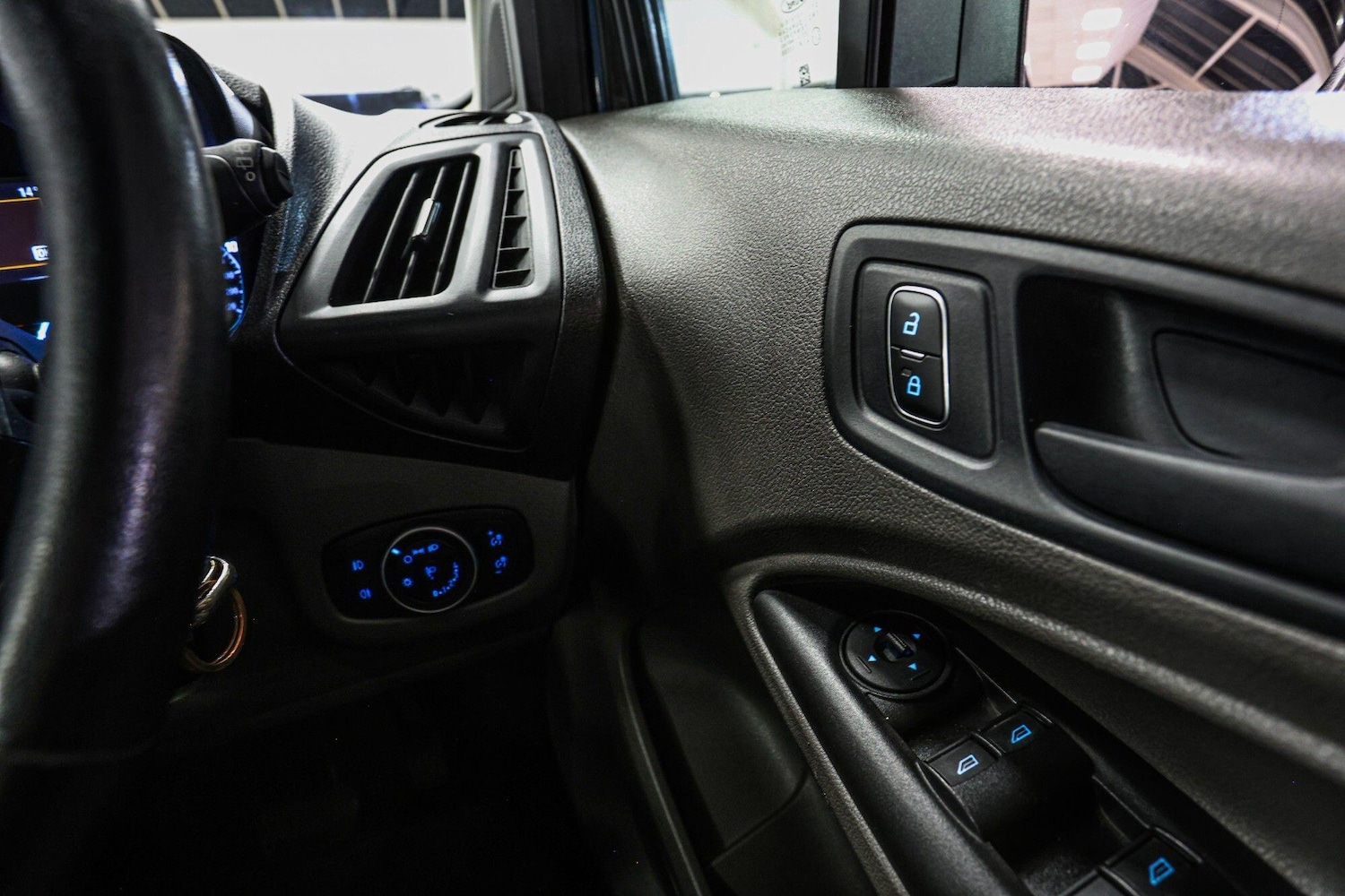 Used Ford Tourneo Connect 2020 for sale - 76839548: Photo 38