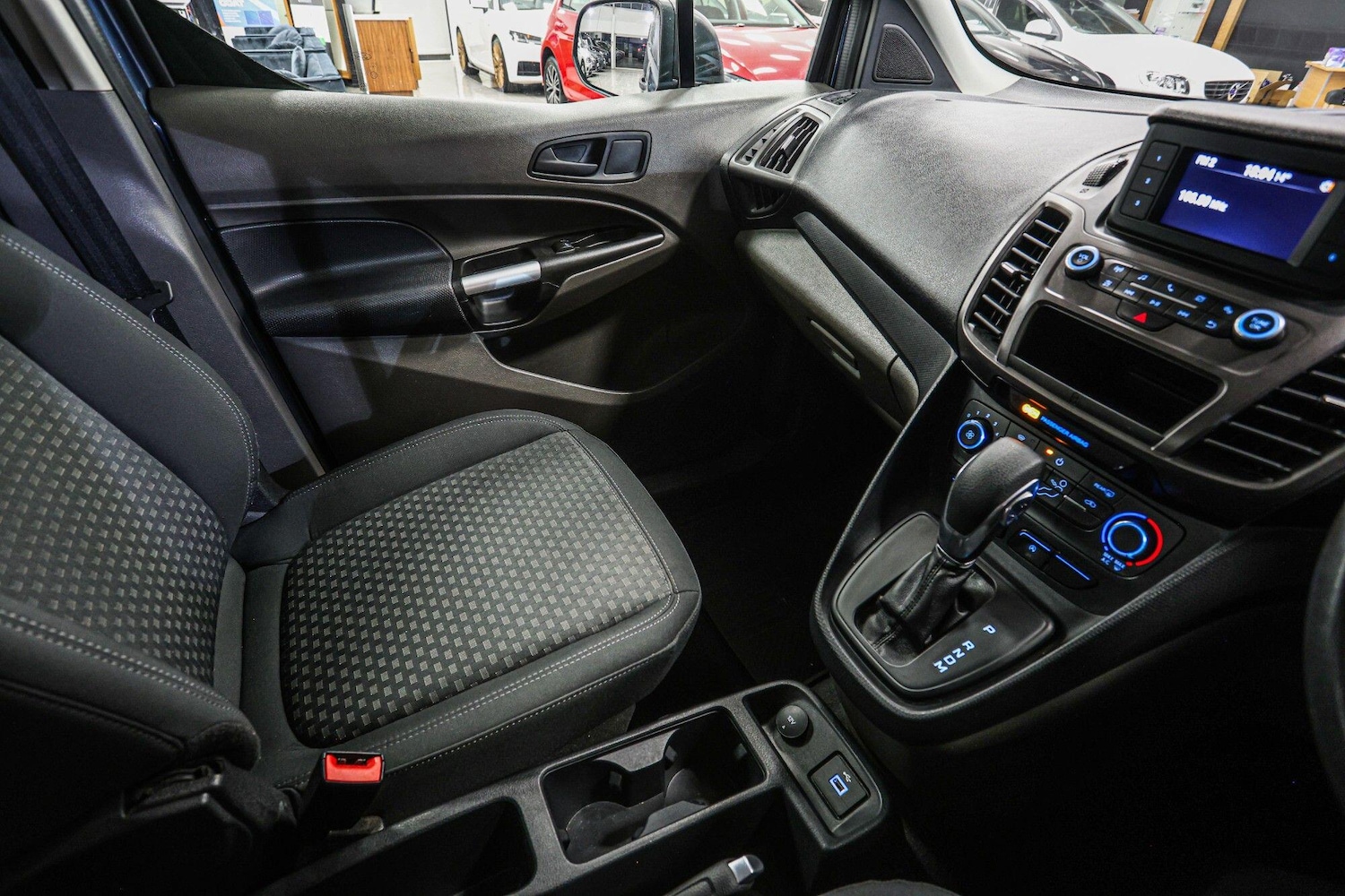 Used Ford Tourneo Connect 2020 for sale - 76839548: Photo 47