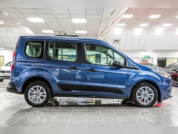 Used Ford Tourneo Connect 2020 for sale - 76839548: Photo