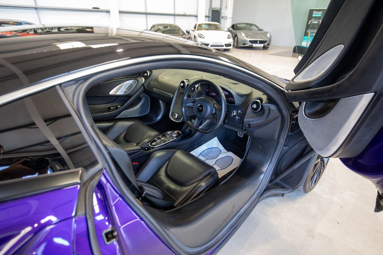 Used McLaren GT 2020 for sale - 76839815: Photo 14