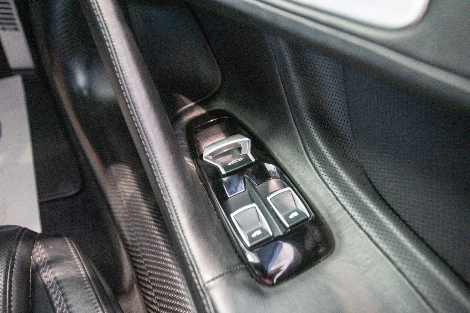 Used McLaren GT 2020 for sale - 76839815: Photo 20