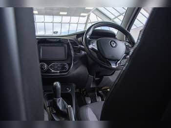 Used Renault Captur 2016 for sale - 79690726: Photo