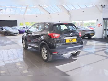 Used Renault Captur 2016 for sale - 79690726: Photo