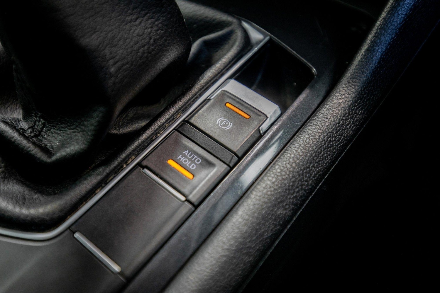 Used Volkswagen Tiguan 2016 for sale - 76839663: Photo 28