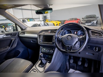 Used Volkswagen Tiguan 2016 for sale - 76839663: Photo