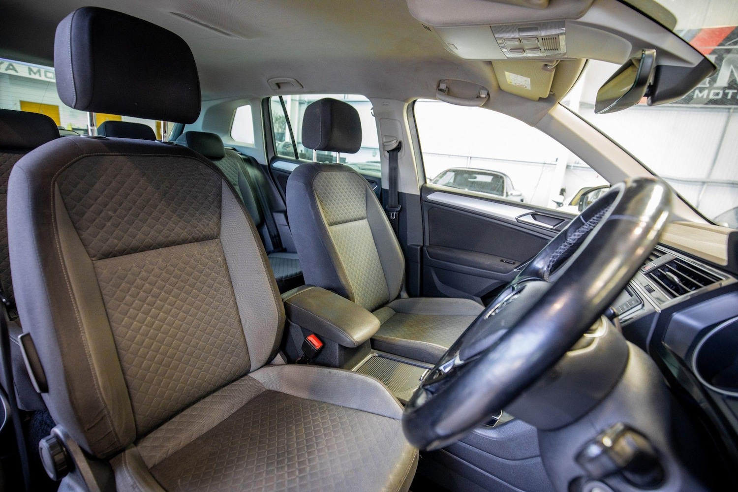 Used Volkswagen Tiguan 2016 for sale - 76839663: Photo 3