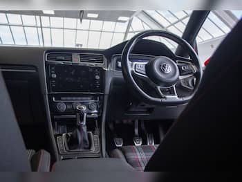 Used Volkswagen Golf 2019 for sale - 79690714: Photo