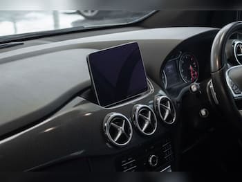 Used Mercedes-Benz B Class 2018 for sale - 79708610: Photo