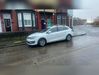 Used Renault Megane 2016 for sale - 78377241: Photo