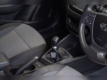 Used Hyundai i20 2018 for sale - 79690677: Photo