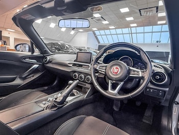 Used Fiat 124 Spider 2018 for sale - 77838471: Photo