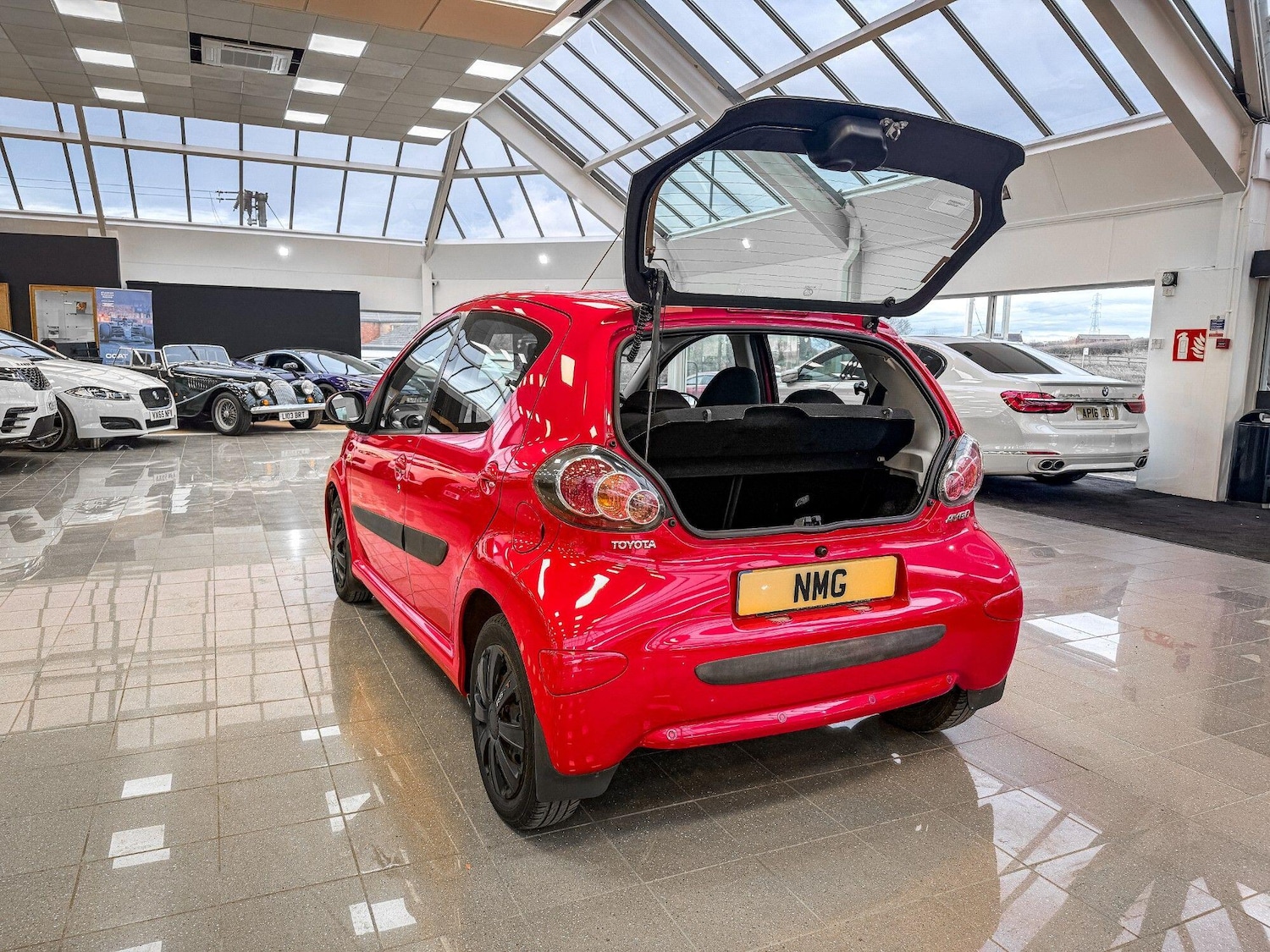 Used Toyota AYGO 2014 for sale - 77783959: Photo 25