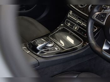 Used Mercedes-Benz E Class 2017 for sale - 79708508: Photo