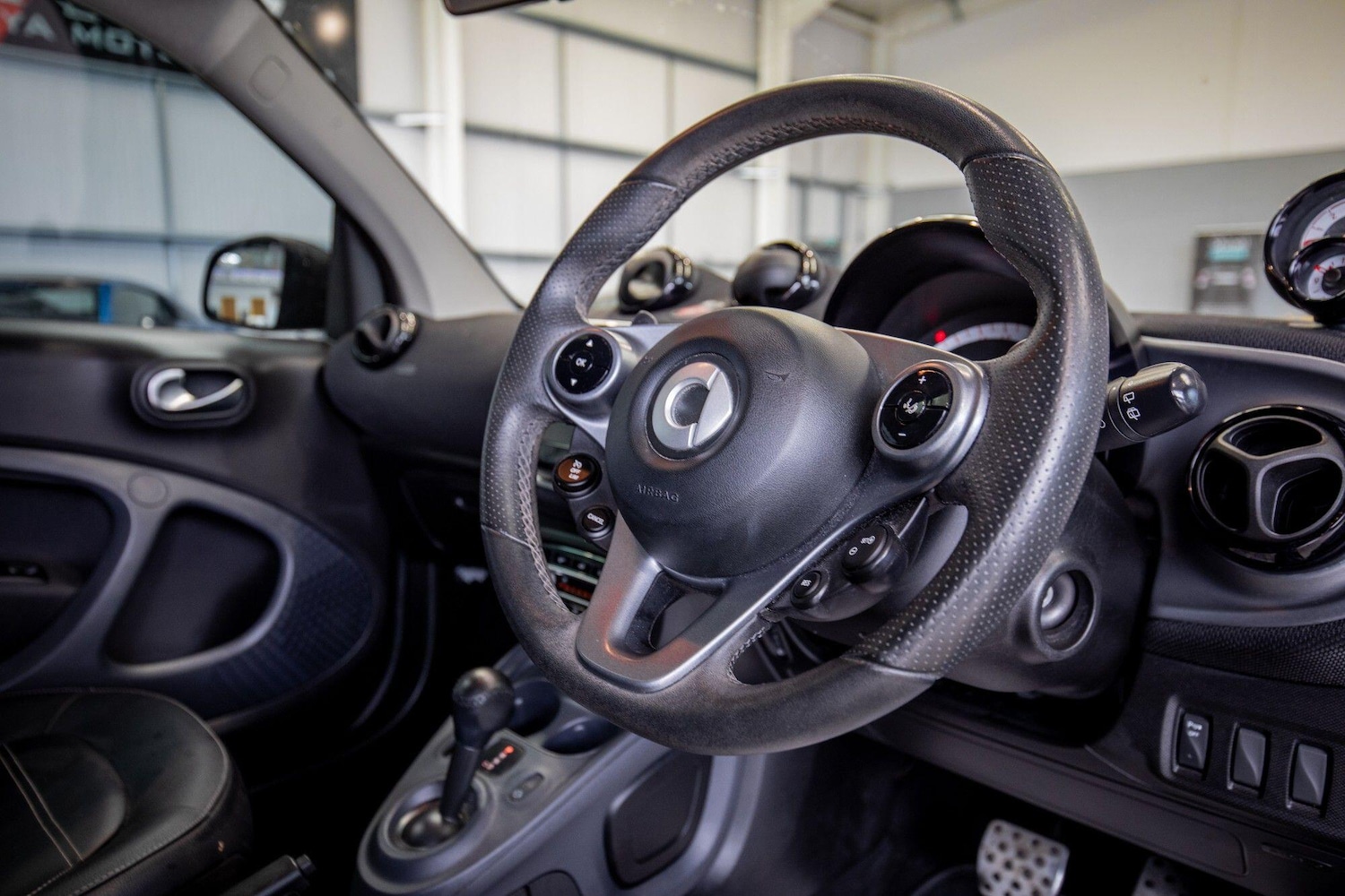 Used smart fortwo 2017 for sale - 76839805: Photo 14