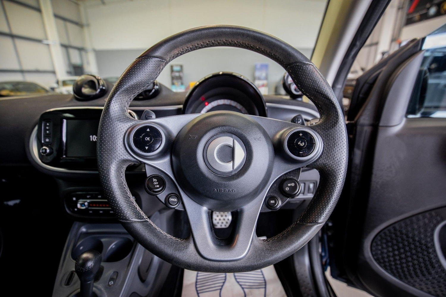 Used smart fortwo 2017 for sale - 76839805: Photo 17