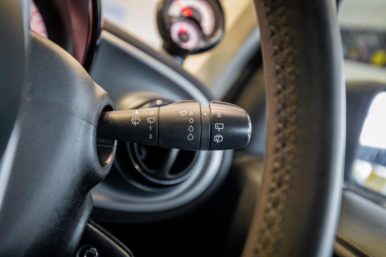 Used smart fortwo 2017 for sale - 76839805: Photo 21