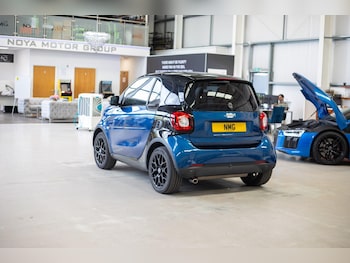 Used smart fortwo 2017 for sale - 76839805: Photo