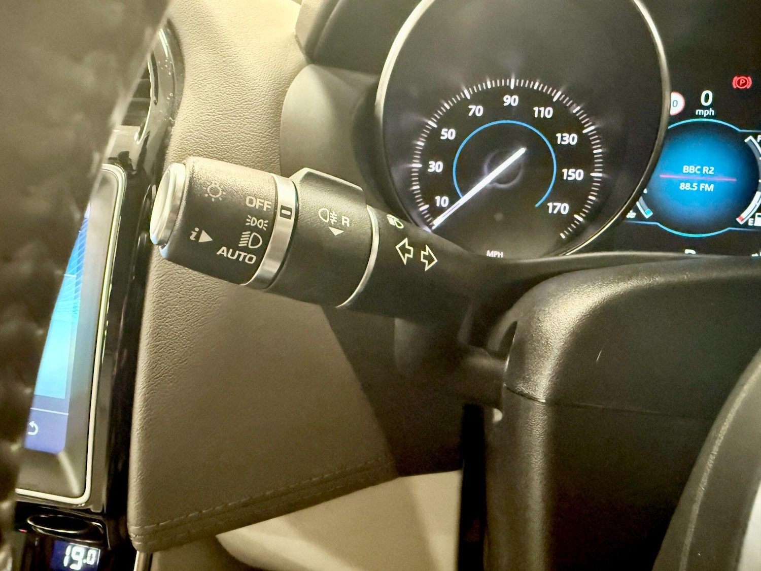 Used Jaguar XE 2018 for sale - 77658472: Photo 15