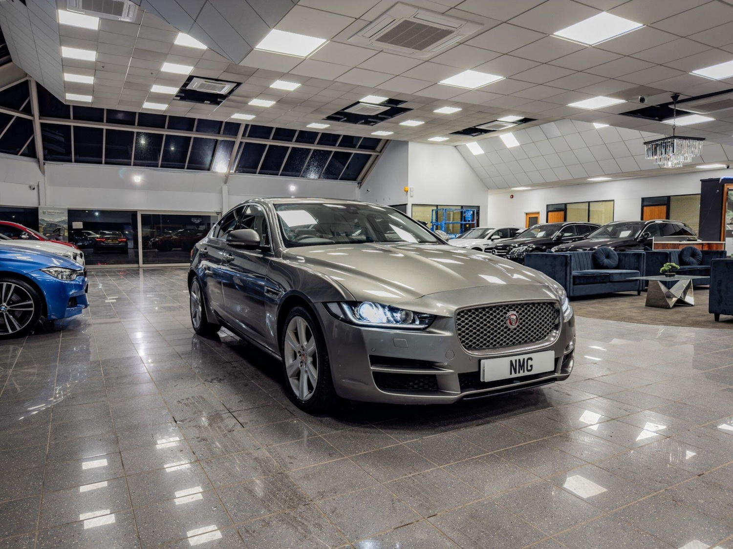 Used Jaguar XE 2018 for sale - 77658472: Photo 6