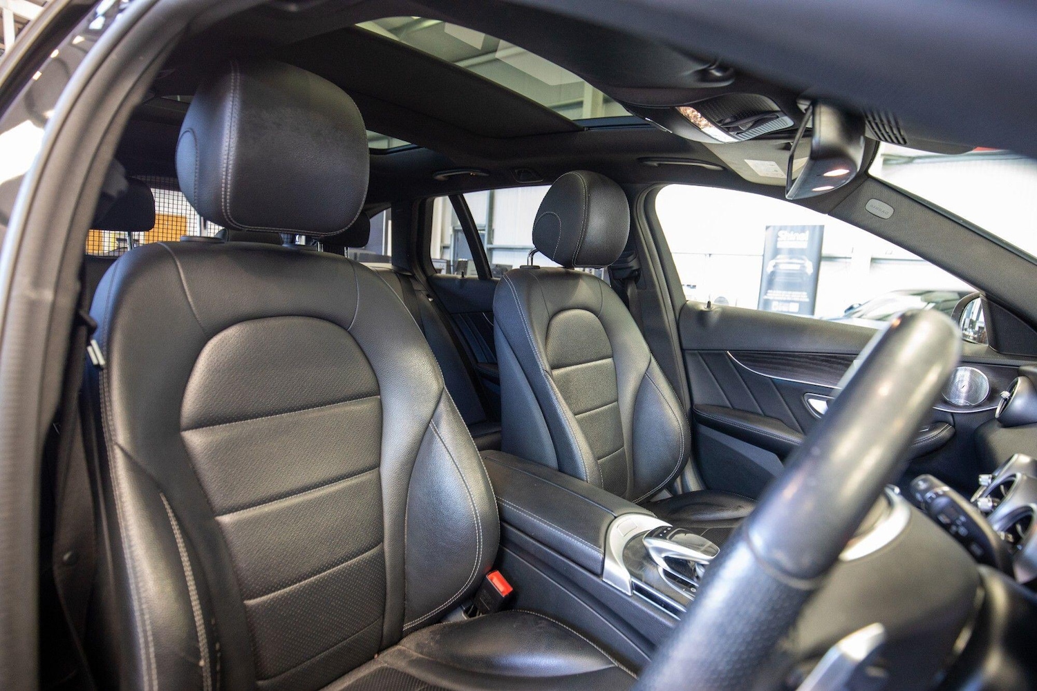 Used Mercedes-Benz C Class 2017 for sale - 76839526: Photo 2