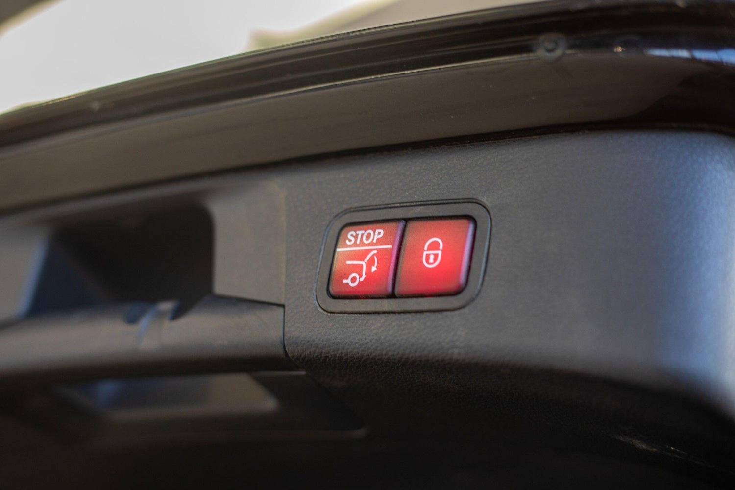 Used Mercedes-Benz C Class 2017 for sale - 76839526: Photo 39