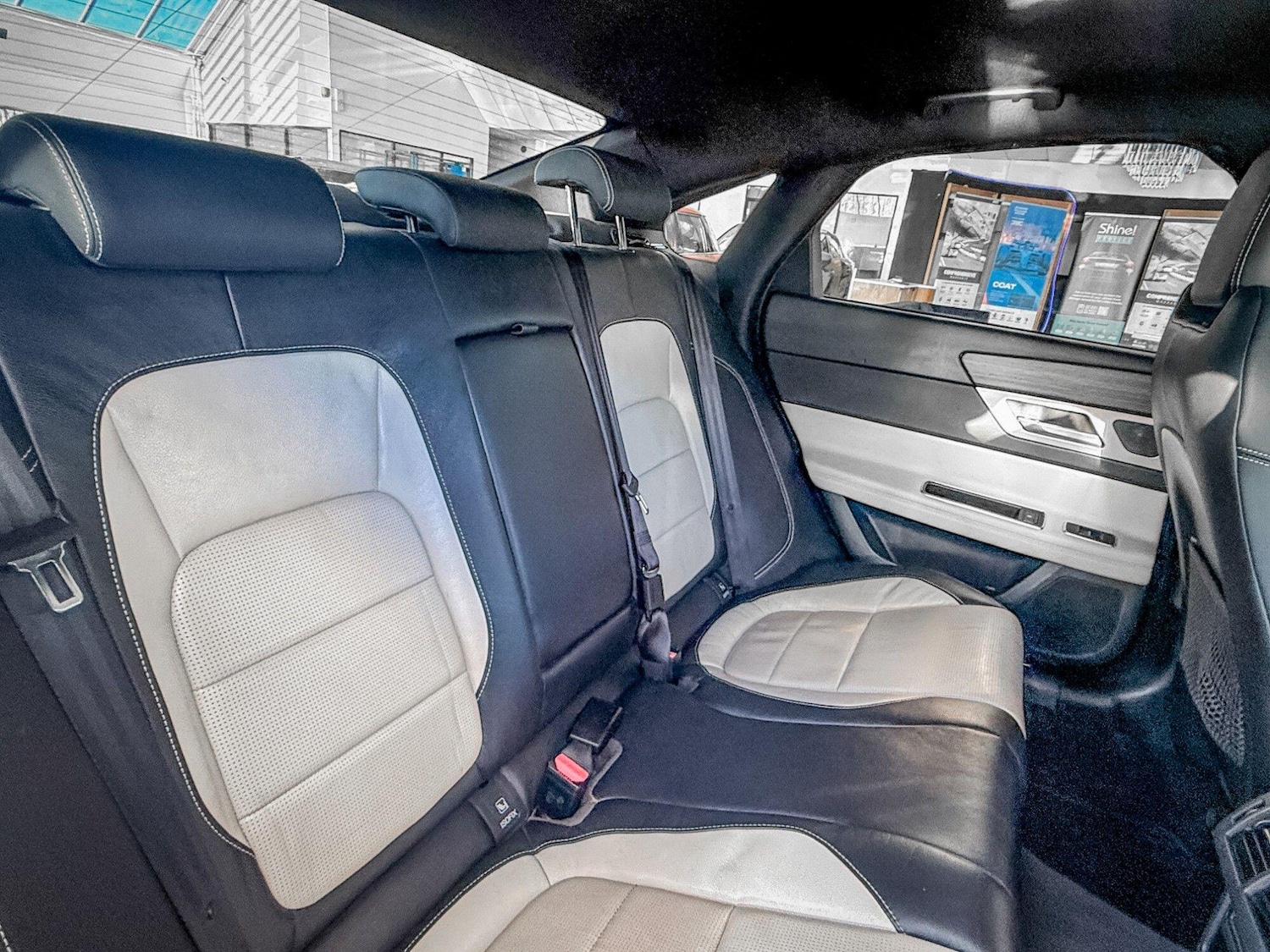 Used Jaguar XF 2017 for sale - 77838965: Photo 12