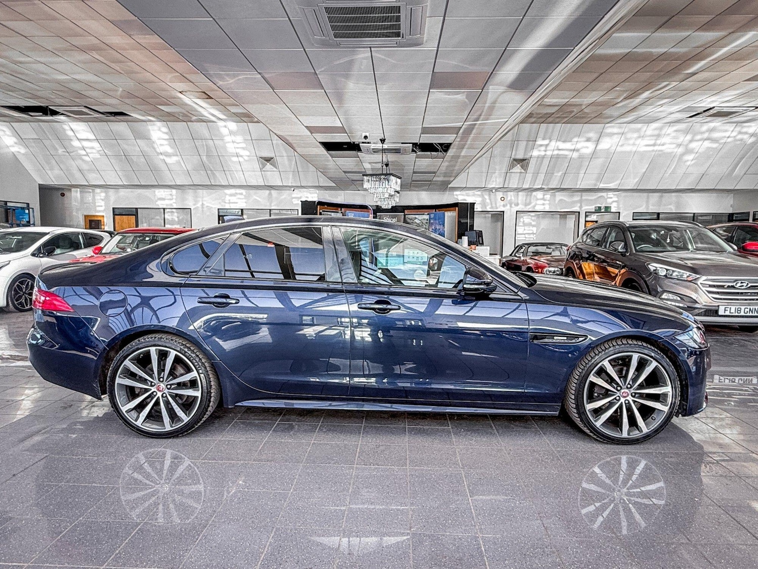 Used Jaguar XF 2017 for sale - 77838965: Photo 29