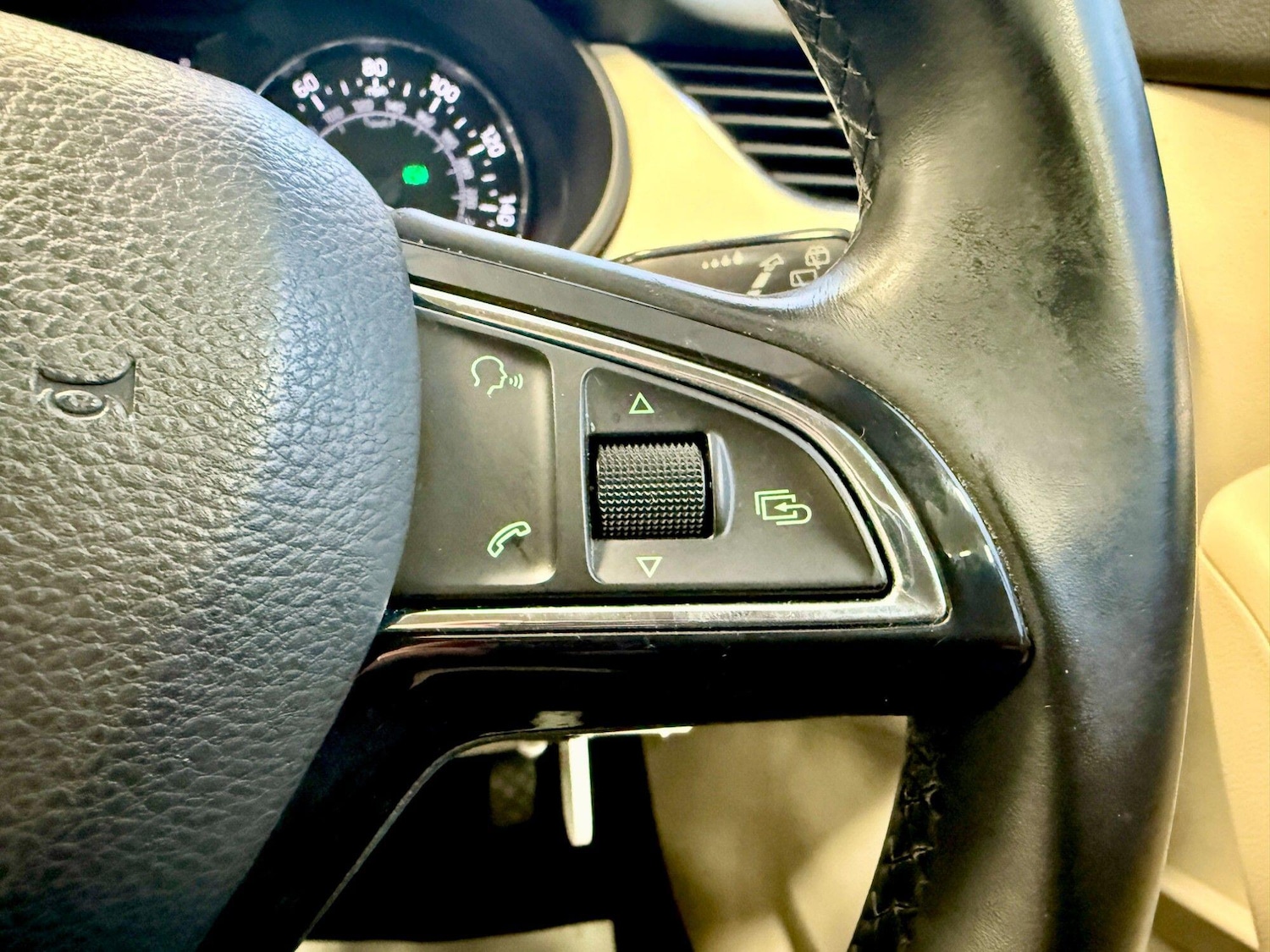 Used Skoda Octavia 2014 for sale - 77658436: Photo 4