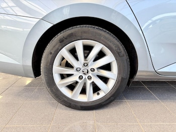 Used Skoda Superb 2018 for sale - 78245740: Photo