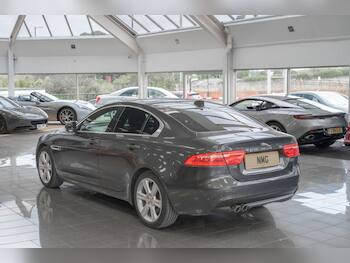 Used Jaguar XE 2017 for sale - 79708138: Photo