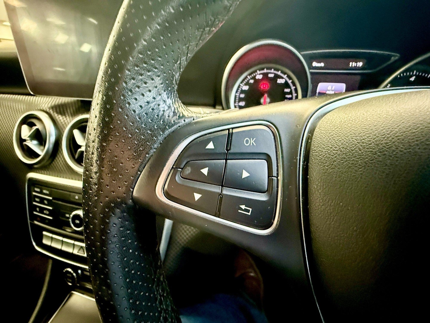 Used Mercedes-Benz A-Class 2017 for sale - 76839958: Photo 20