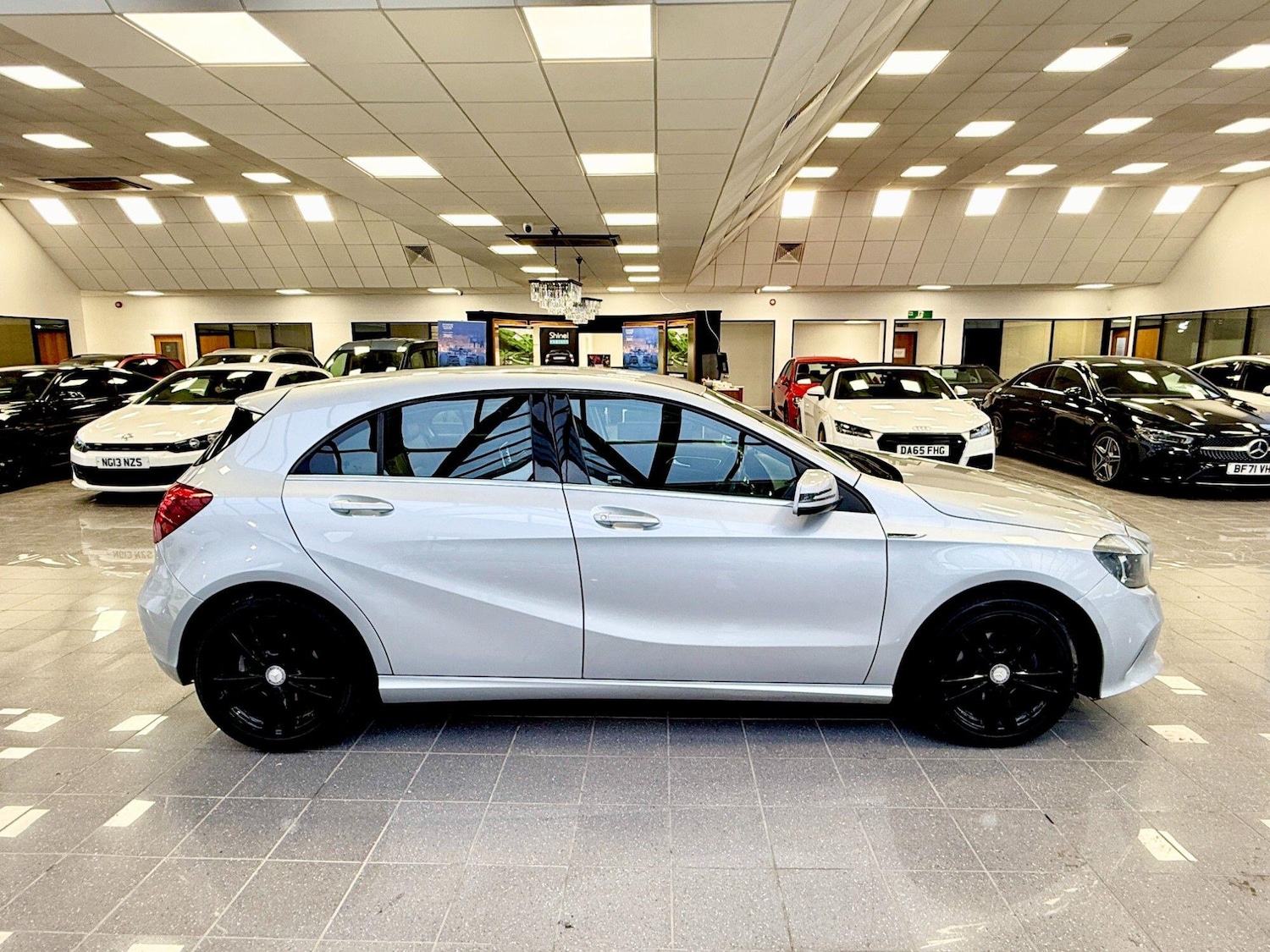 Used Mercedes-Benz A-Class 2017 for sale - 76839958: Photo 9