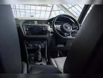 Used Volkswagen Tiguan 2018 for sale - 79708544: Photo