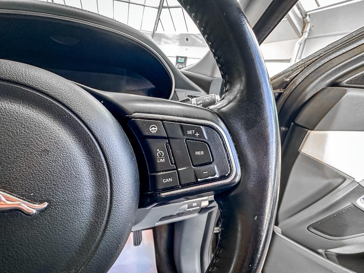 Used Jaguar E-Pace 2020 for sale - 77658828: Photo 19