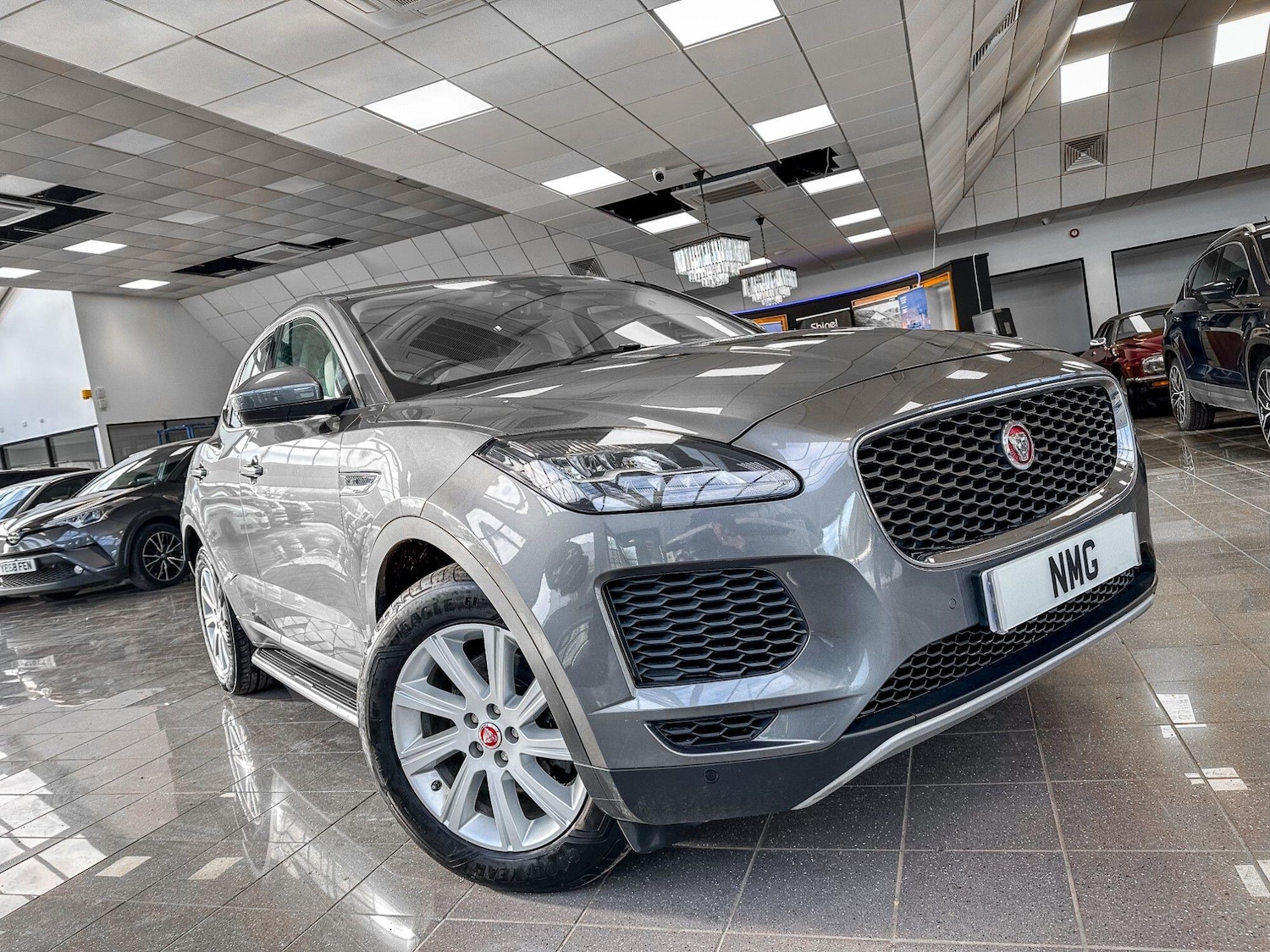 Used Jaguar E-Pace 2020 for sale - 77658828: Photo 2