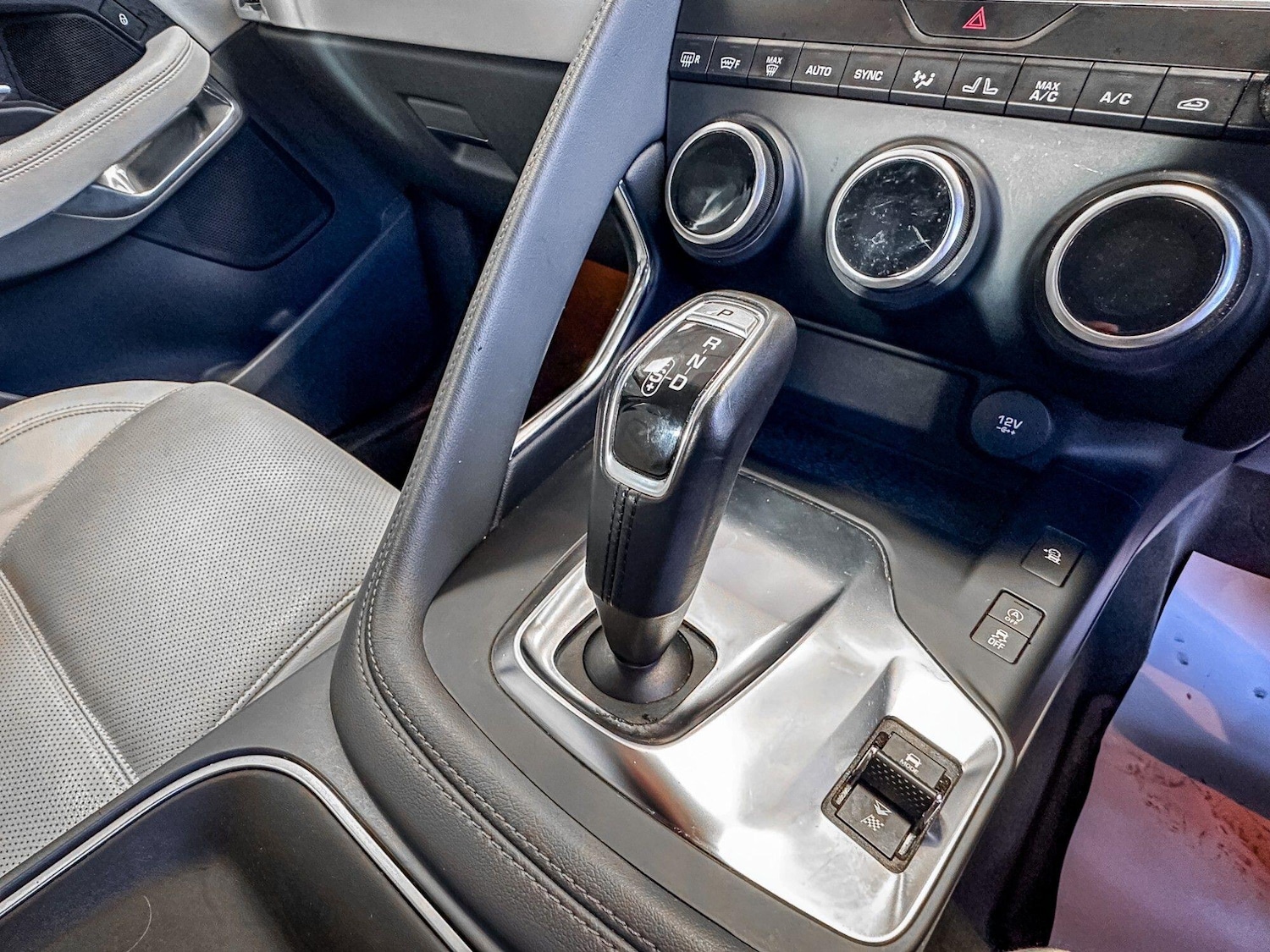 Used Jaguar E-Pace 2020 for sale - 77658828: Photo 26