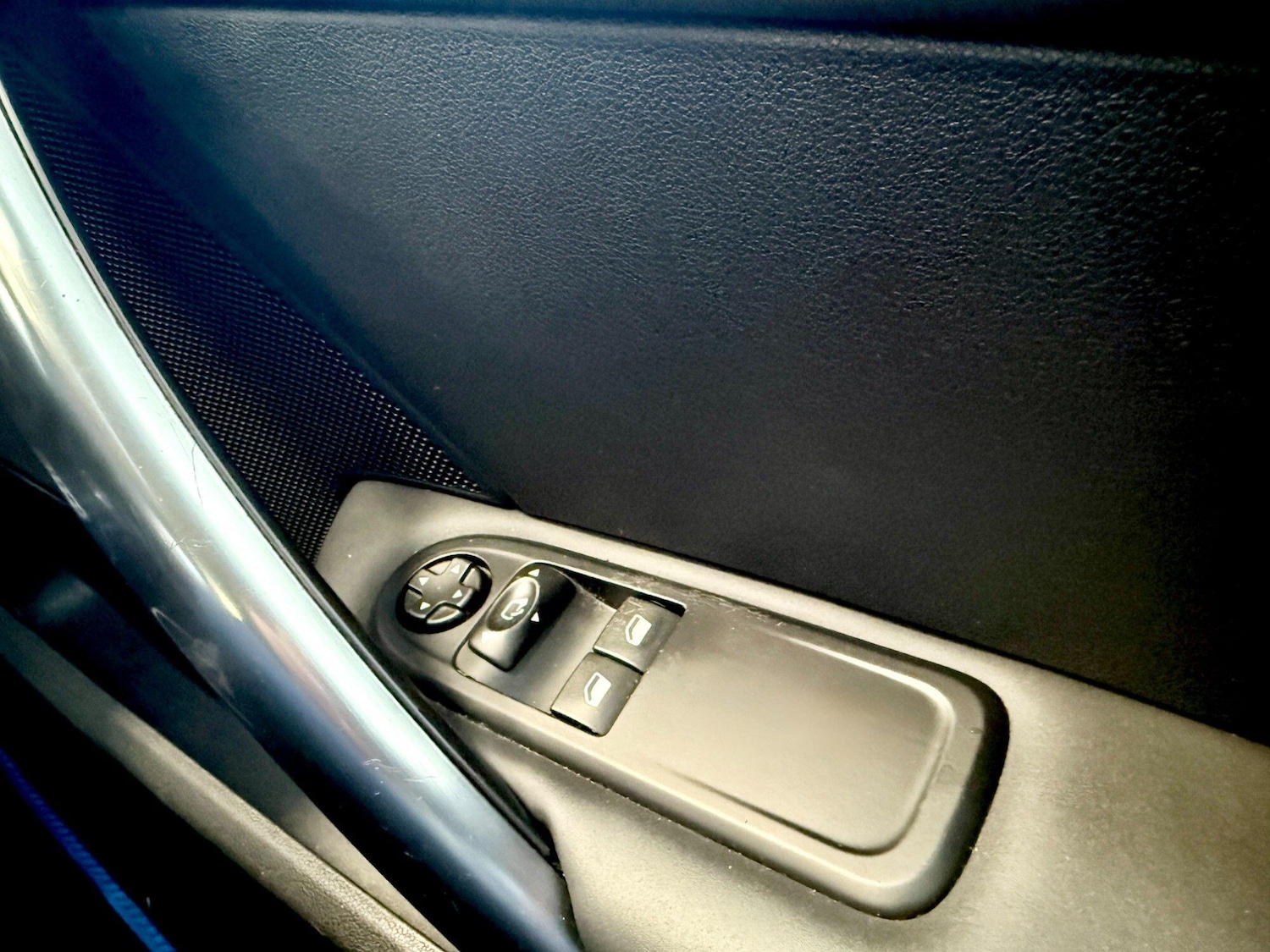 Used Peugeot RCZ 2012 for sale - 76839446: Photo 10