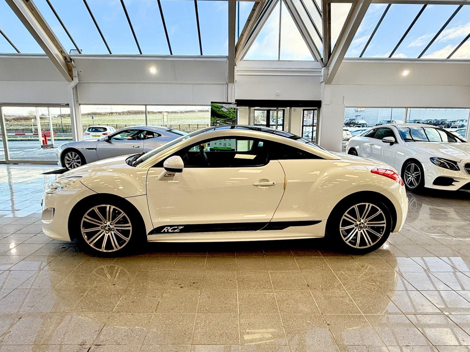 Used Peugeot RCZ 2012 for sale - 76839446: Photo 11
