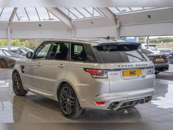 Used Land Rover Range Rover Sport 2016 for sale - 79870743: Photo