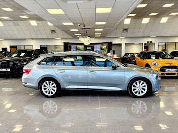 Used Skoda Superb 2018 for sale - 78329968: Photo