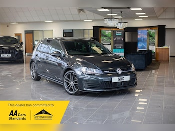 Used Volkswagen Golf 2017 for sale - 76839819: Photo