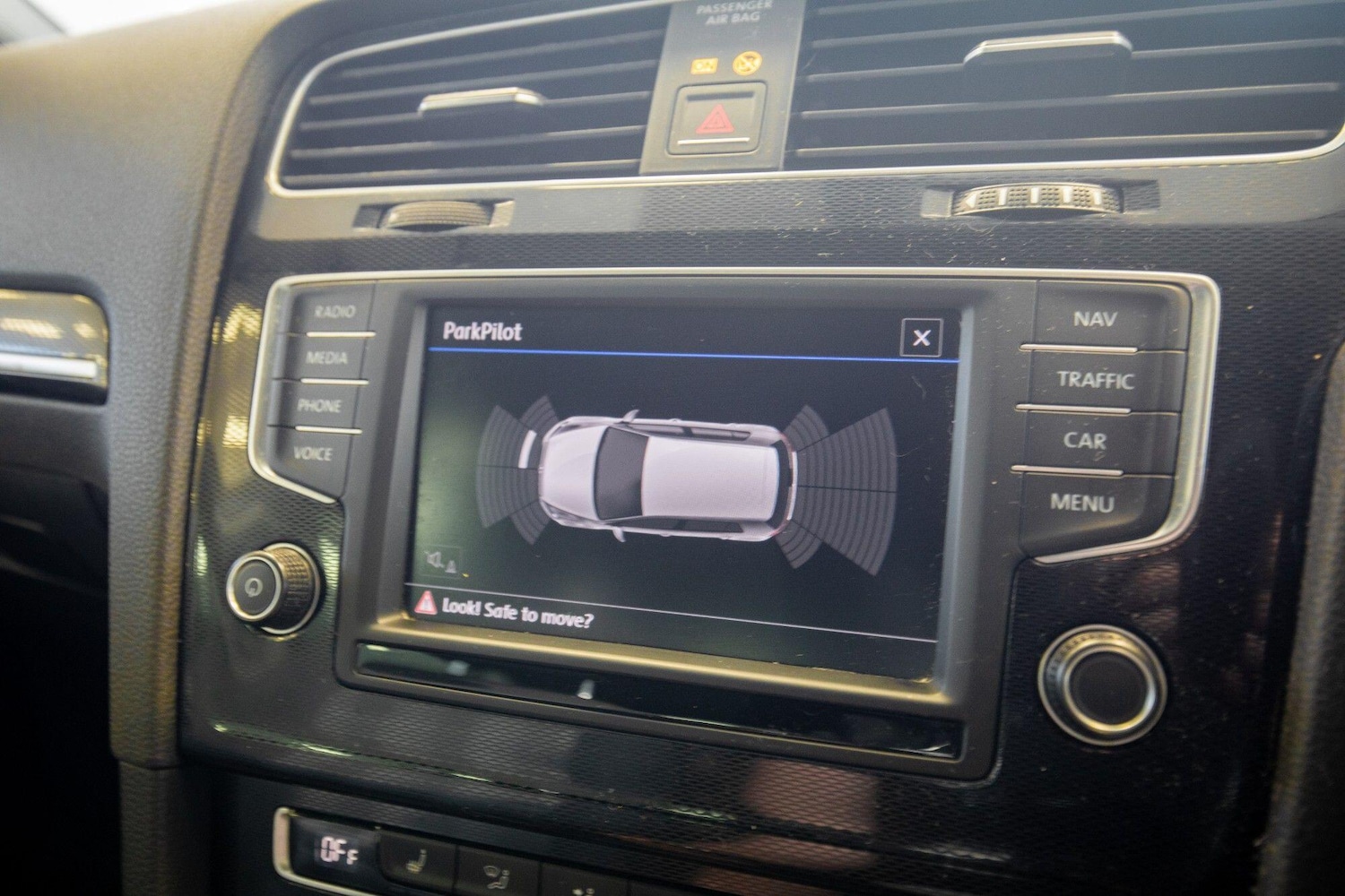 Used Volkswagen Golf 2017 for sale - 76839819: Photo 20